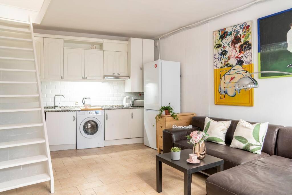 Flat For Groups 8 People In Gran Via-Cgrac4 Apartment Madrid Bagian luar foto